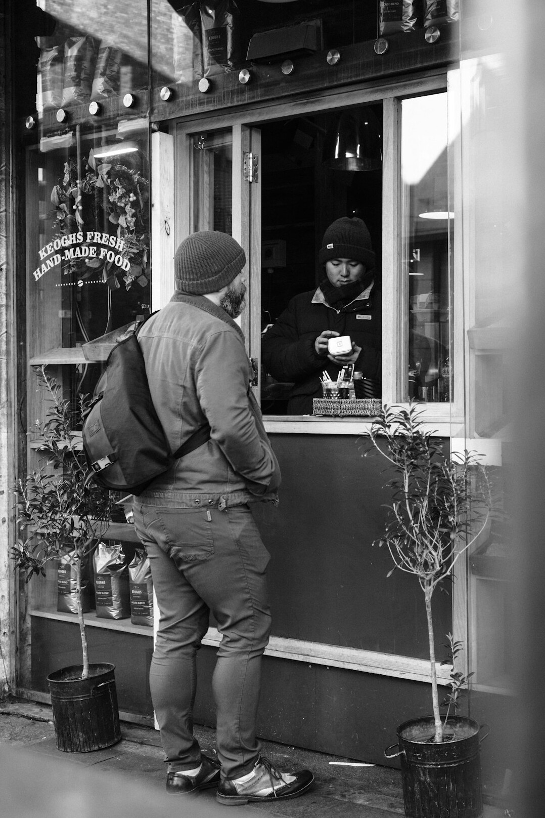 store detective catching thief